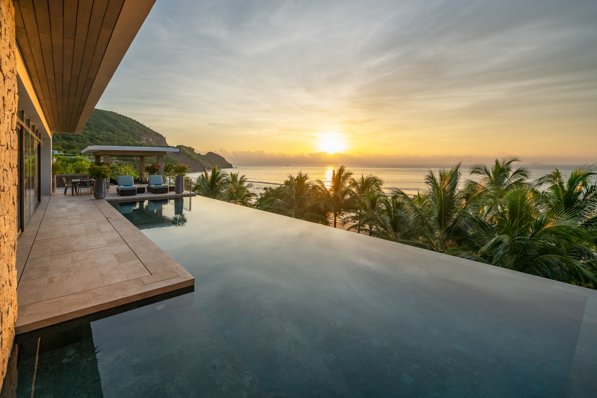 Mia Resort Nha Trang - 5 Star Luxury Beach Resort | Book now