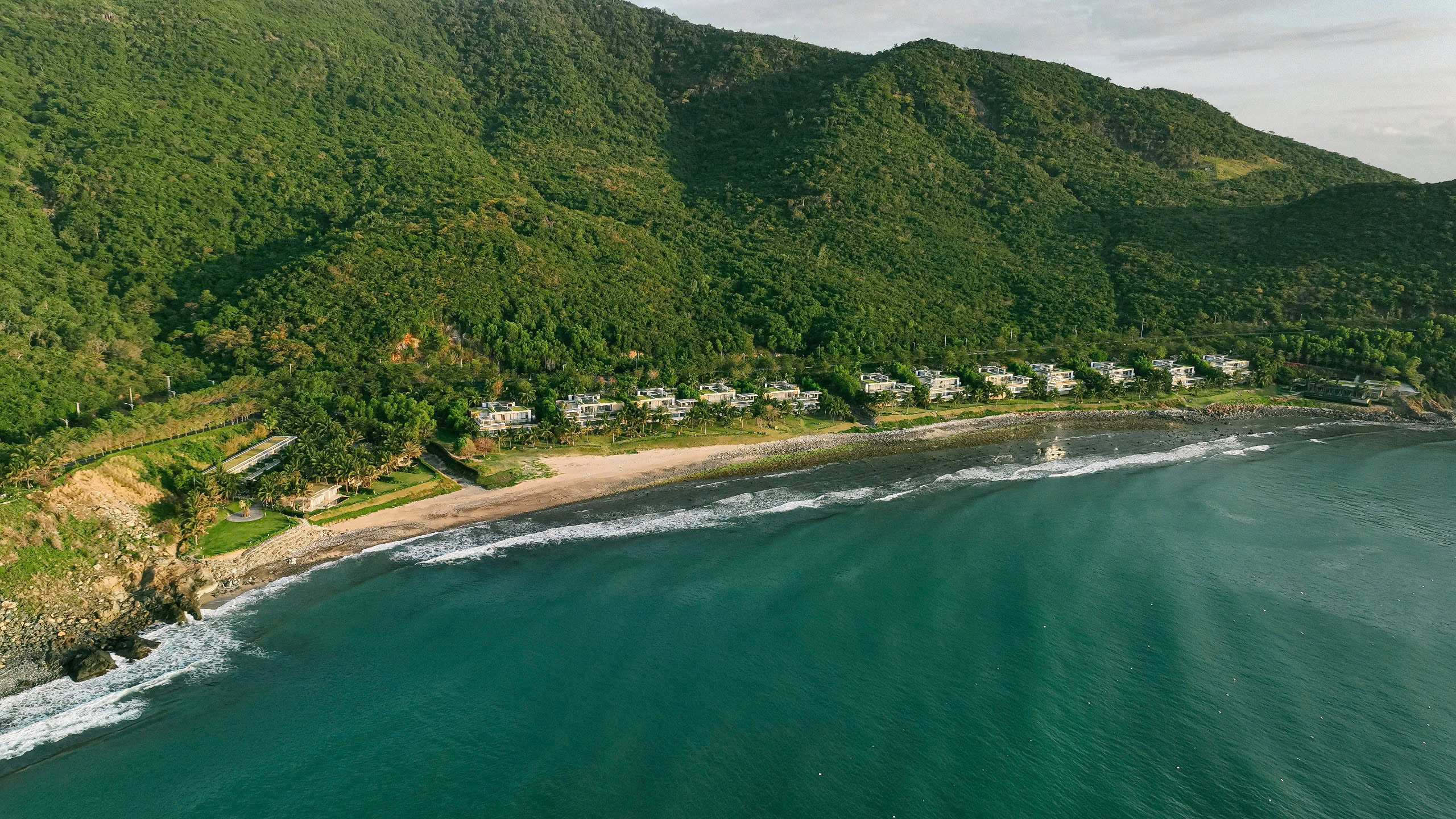 Mia Resort Nha Trang - 5 Star Luxury Beach Resort | Book now