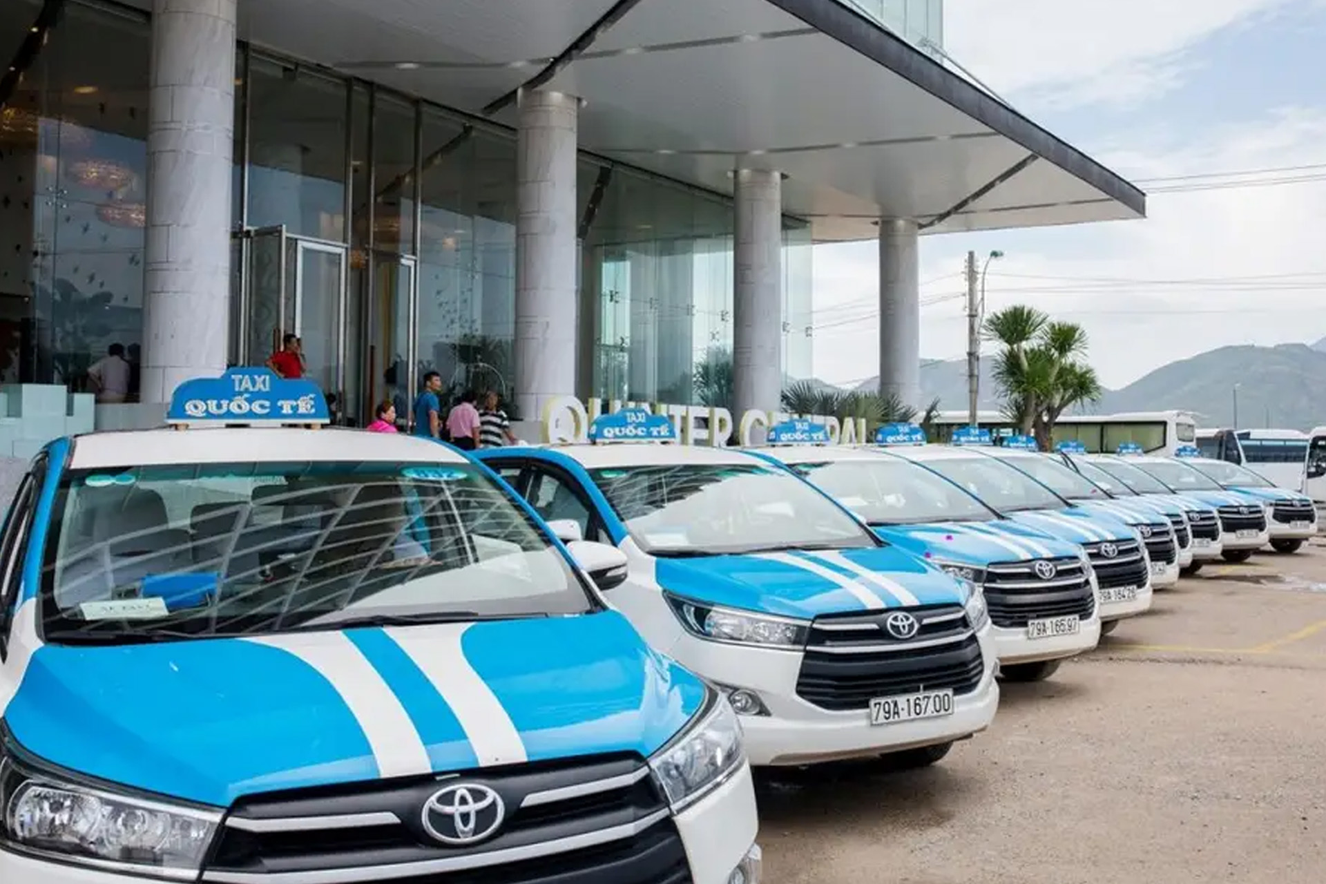 qt mobile GETTING AROUND