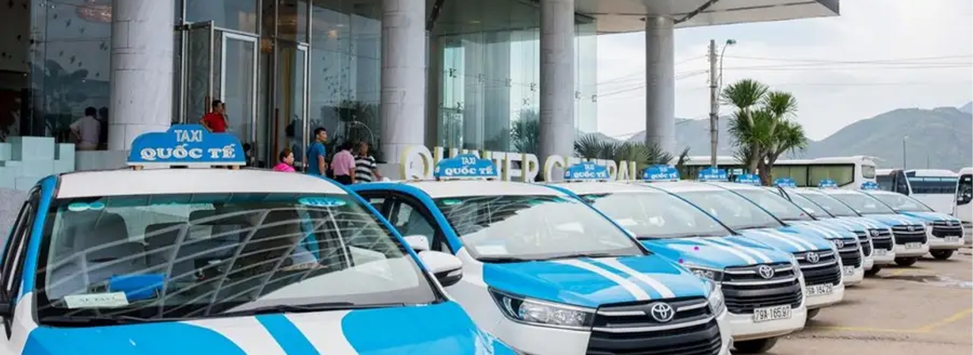 qt wweb GETTING AROUND